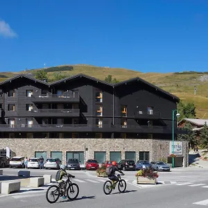 Résidence Néméa Le Hameau - Village de vacances Les Deux Alpes