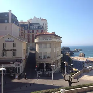 ** Hotel Le Petit Francia