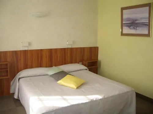 Logis Hotels - Hotel Et Restaurant Le Lion D'Or Gramat