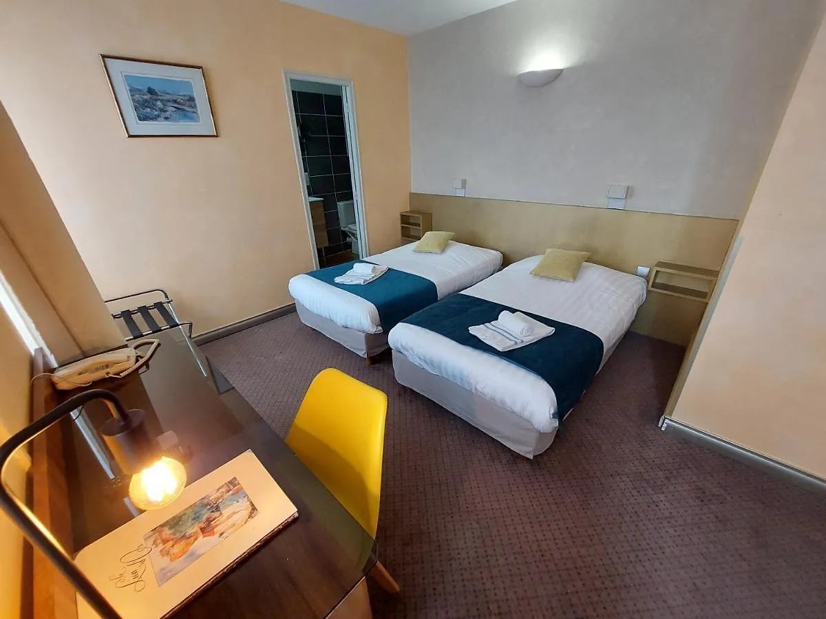 Logis Hotels - Hotel Et Restaurant Le Lion D'Or 3*, Gramat